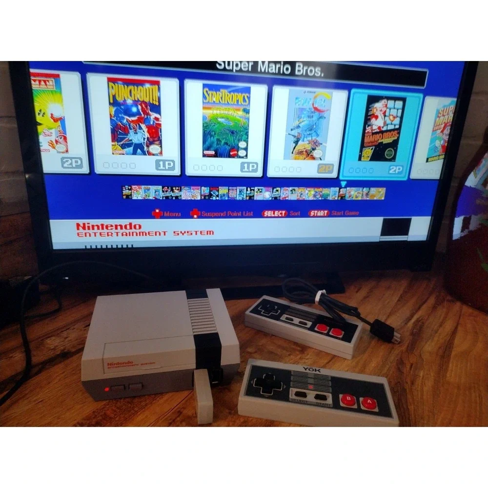 Nintendo Clv-001 Nes Classic Edition 30 Games Included! Great Condition 2 Cntrls